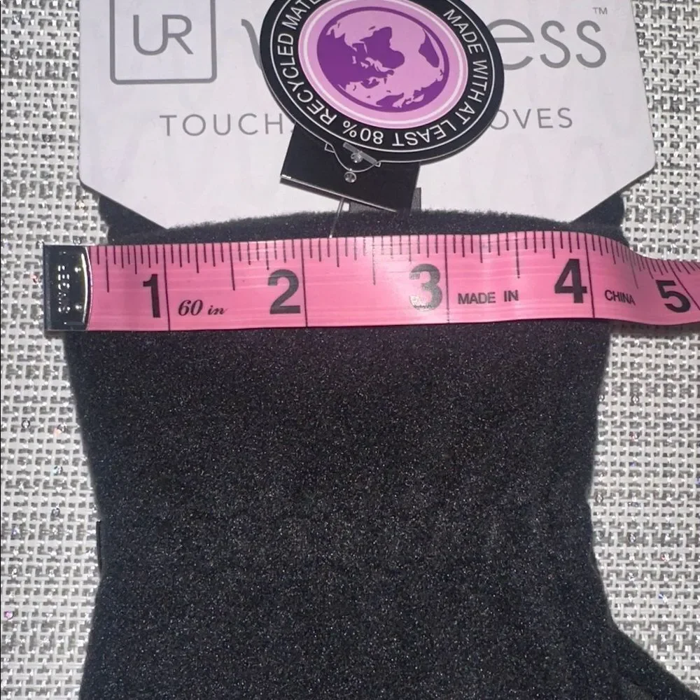 UR Black Fleece Women’s Etip Tech Touchscreen Smartphone Gloves